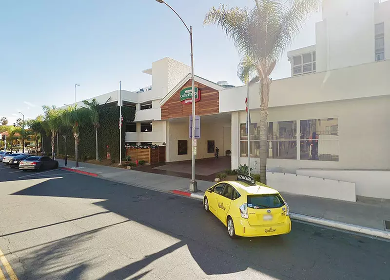 Parking at Courtyard by Marriott Long Beach - Valet Egress