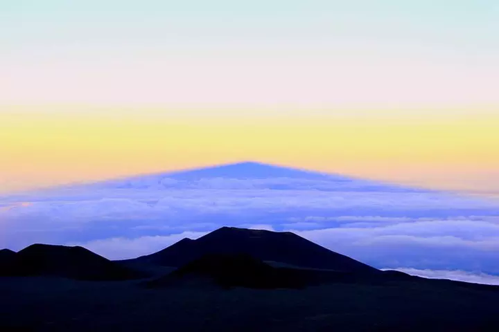 Mauna Kea Summit Tour with Free Night Star Photo