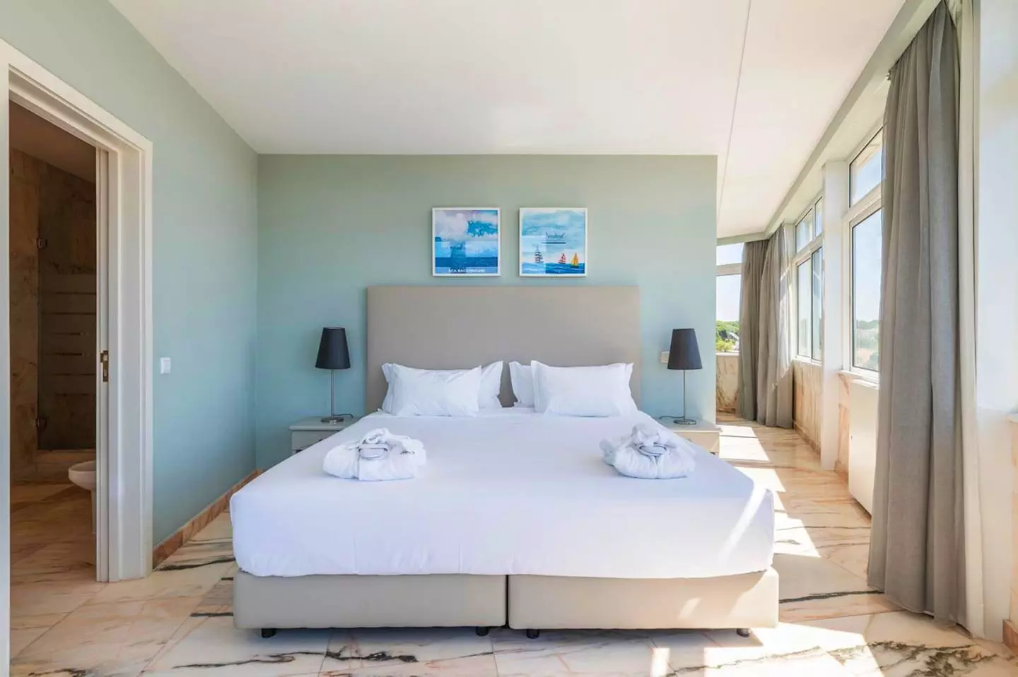 ✈ SPANIEN | Barcelona - Mariano Cubi Aparthotel Barcelona 4*, 2 Näc...