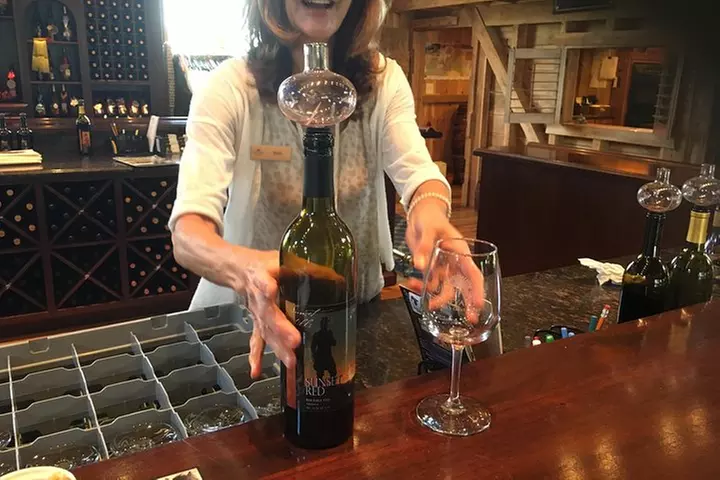 Private Loudoun County Wine Tour from DC with Stops at 3 Wineries