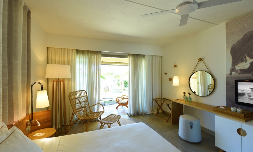 Image 7: ✈ MAURITIUS | Grand Gaube - Veranda Paul et Virginie - Adult only 4...