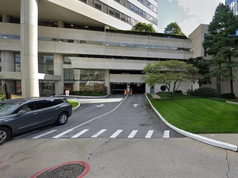Parking at Stanford Plaza Garage