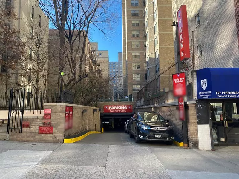Parking at iPark - 1623 York Avenue Parking Corp. Garage