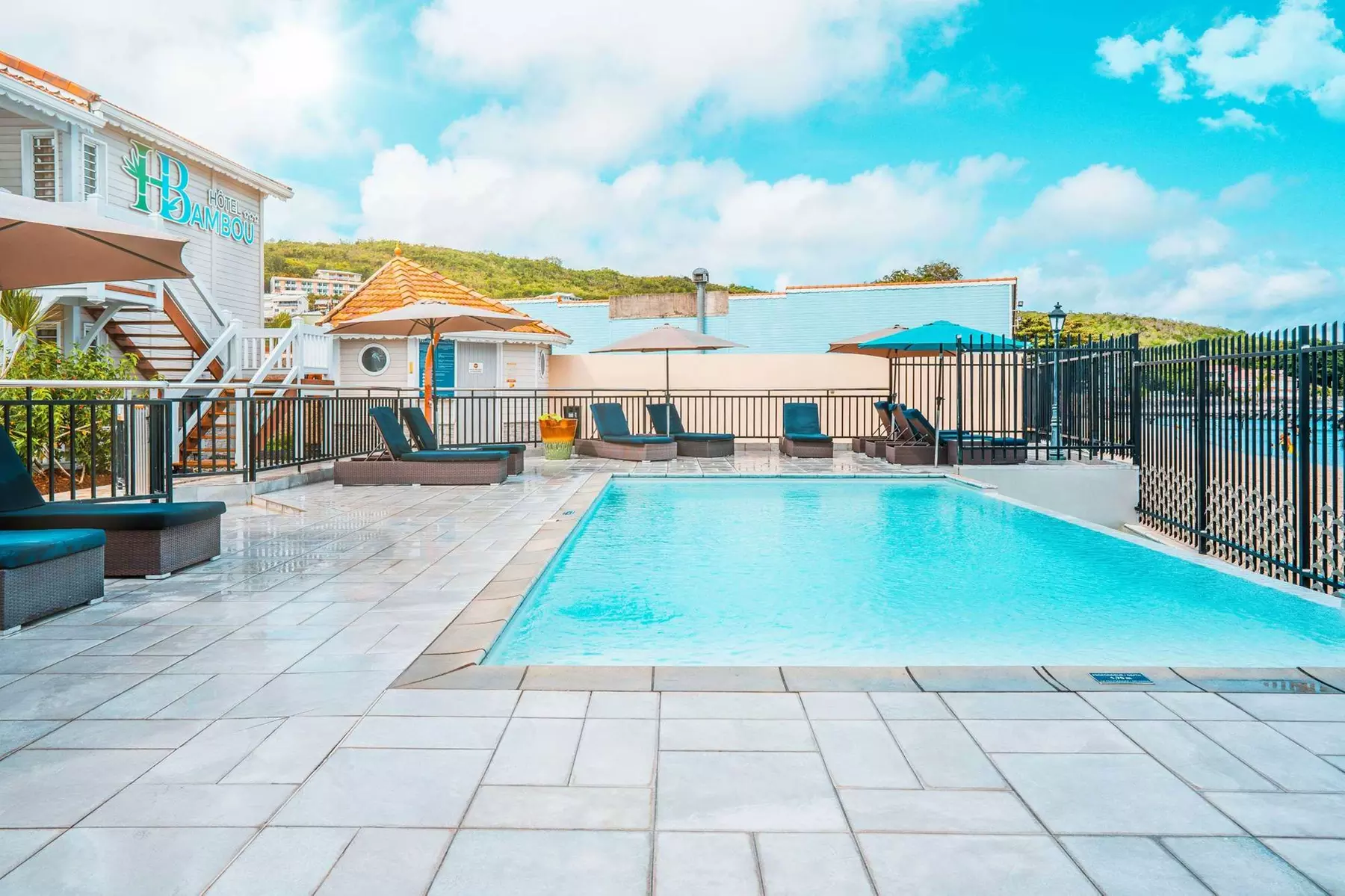 ✈ MARTINIQUE | Les Trois-Ilets - Hôtel Bambou 3*, 5 nuit - Piscines - Primary Image