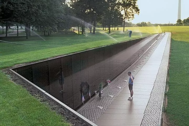 Full-Day Tour of Washington DC with Mount Vernon & Old Alexandria