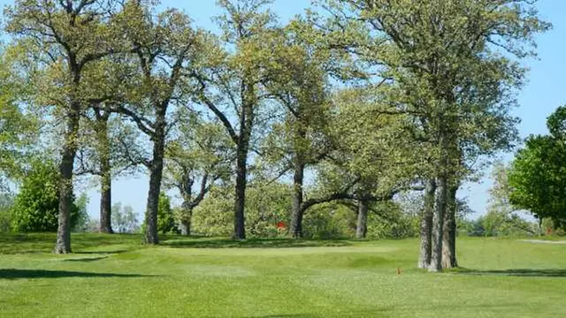 Online Booking - Round of Golf at Oak Springs Golf Course (New) - Primary Image