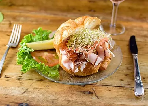 5% Cash Back at Cream & Crepe Cafe - Second Medium