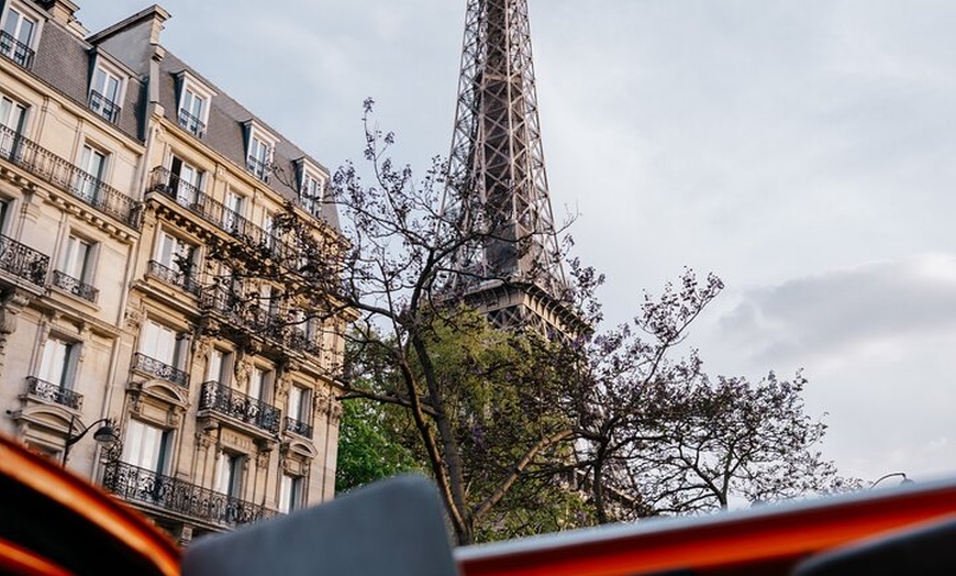 Image 7: Circuit Privé d'une Heure et Demie à Paris en Citroën Classique