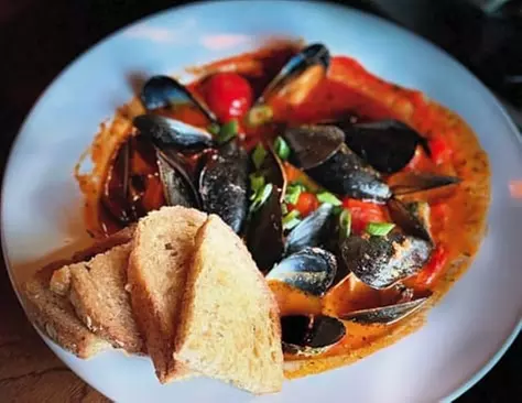 5% Cash Back at Bay Street Biergarten