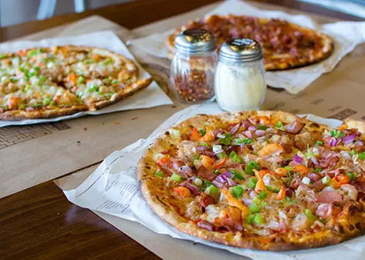 5% Cash Back at Pizza Artista - Primary Image