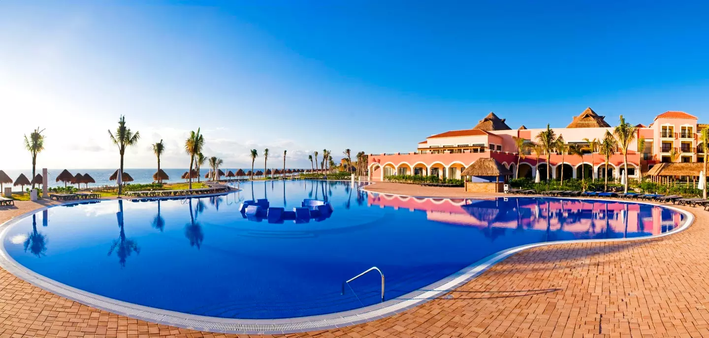 ✈ MEXIKO | Puerto Morelos - Ocean Coral & Turquesa Resort 5*, 5 Nächte - All-inclusive - Primary Image