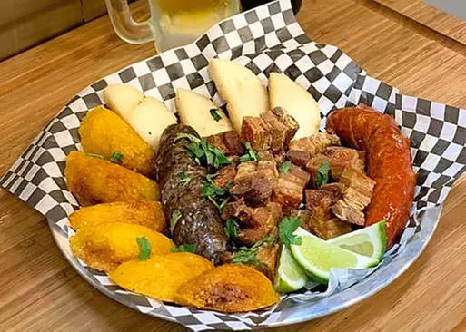 5% Cash Back at Cali Aji Latin Kitchen and Ba...