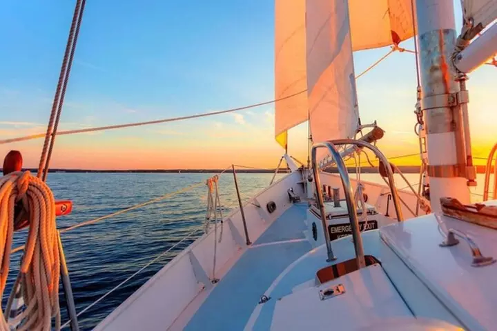 Bonobo on the Bay - 3 Hour Sailing Tour from Traverse City - Sundays - Primary Image