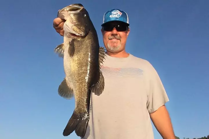 Tampa Bass Fishing Guide on Lake Tarpon