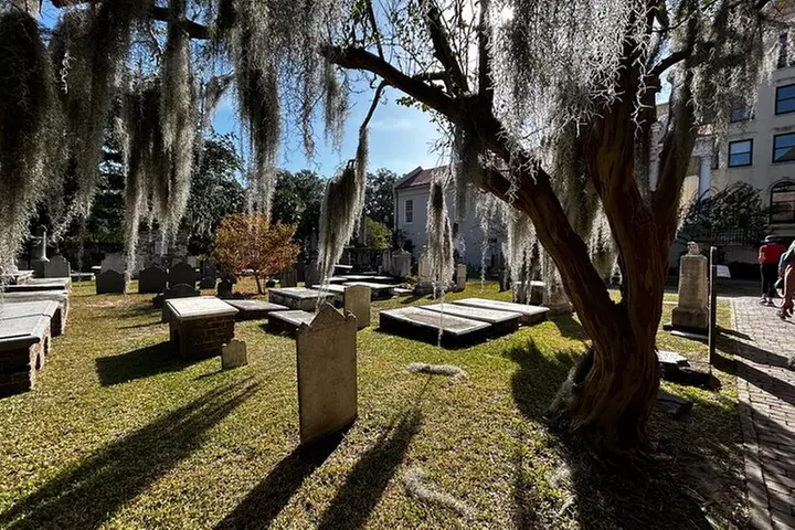 Pirates Patriots and Ghosts of Charleston Walking Tour - Primary Image