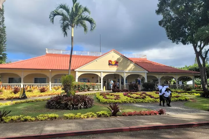 Byodo In Temple, Waimea Botanical Garden-Waterfall: Includes Fees