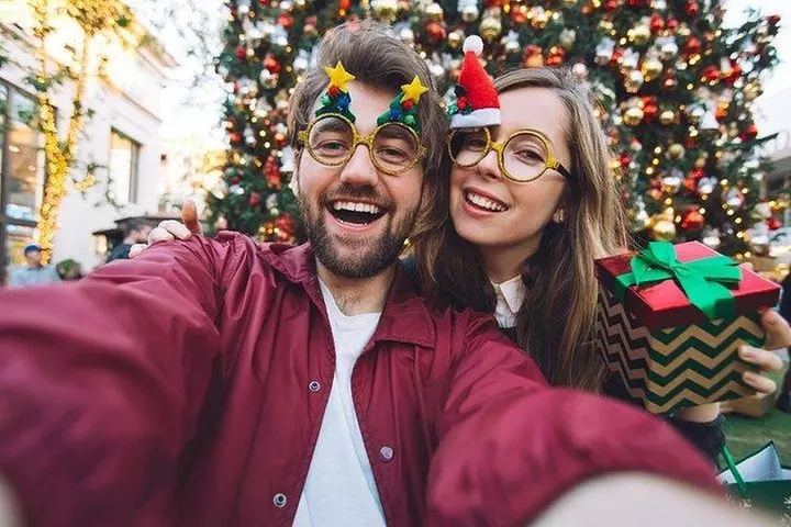 Holiday Scavenger Hunt in Kansas City by Holly Jolly Hunt