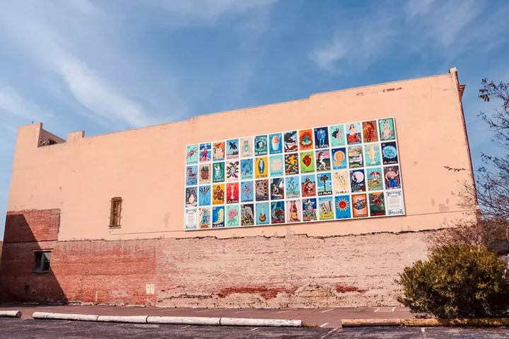 A Spectacular Scavenger Hunt: Sparkling City by the Sea