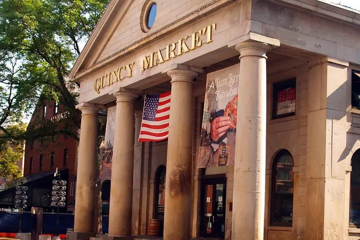 Entire Freedom Trail Walking Tour: Includes Bunker Hill and USS Con...
