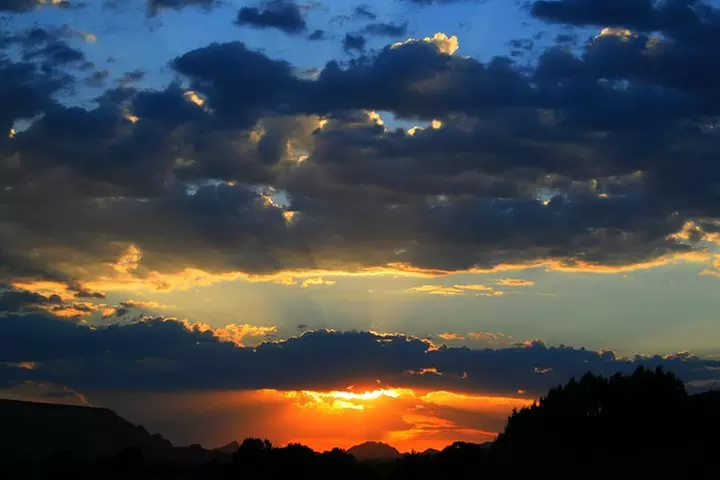 PRIVATE Sedona Jeep Tour 2-hour Colorado Plateau Beautiful Views - Second Medium