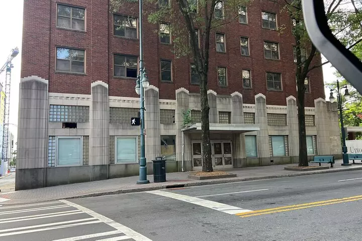 Charlotte's Ultimate Southern Charm Historical City Cart Tour