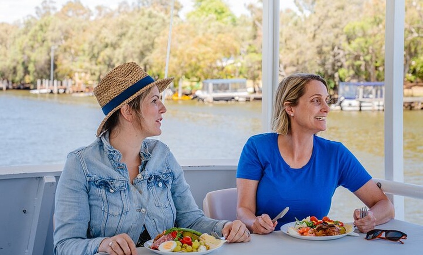 Image 6: Murray River Lunch Cruise