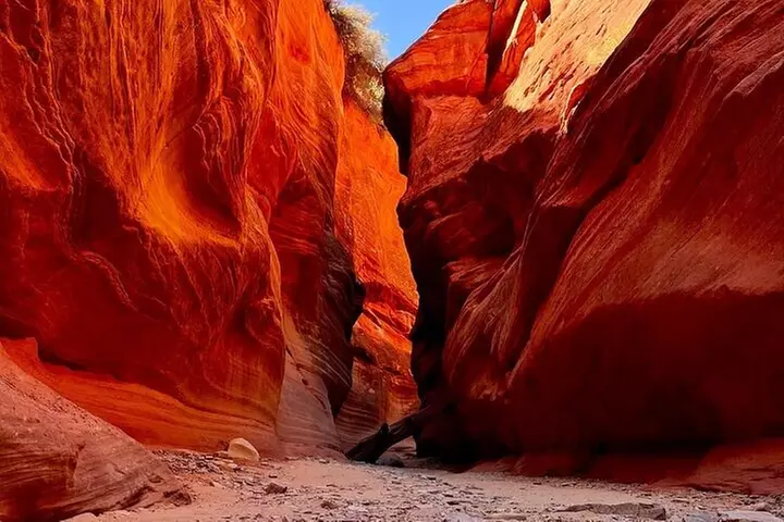 Peek-A-Boo Slot Canyon Adventure (Private)