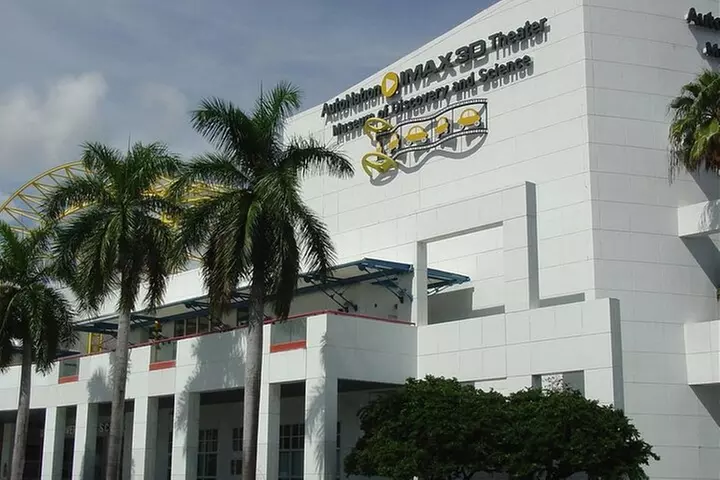 Fort Lauderdale Riverwalk Self-guided Audio Walking Tour