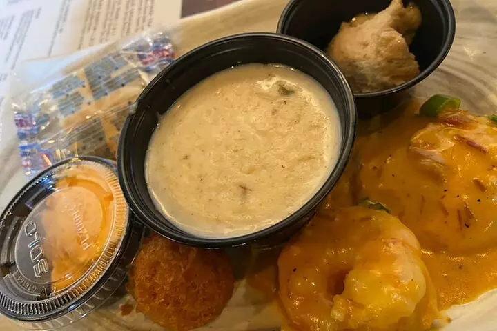 Charleston French Quarter or Brunch Food Tour with 7+ Tastings