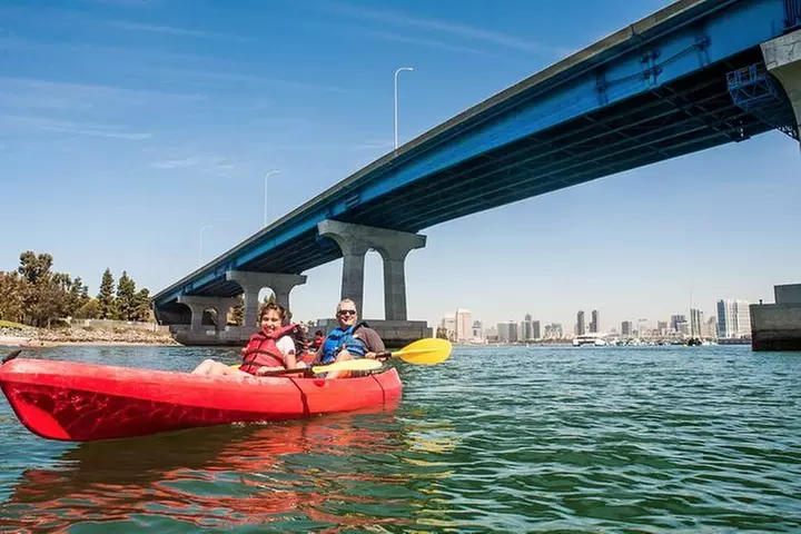 San Diego Bay 1.5-Hour Guided Kayak Tour in Coronado