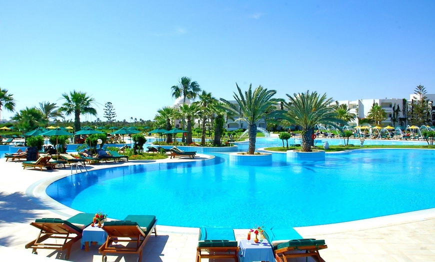 Image 15: ✈ TUNISIE | Djerba - Djerba Plaza Thalasso & Spa 4* - Piscines