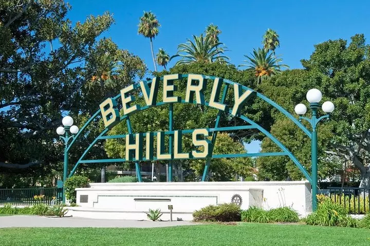 Shared 8-Hour Los Angeles City Sightseeing Tour from Long Beach