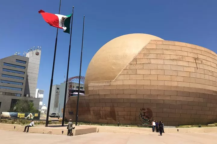 Puerto Nuevo Lobster, Margaritas and Mariachi Private Tour