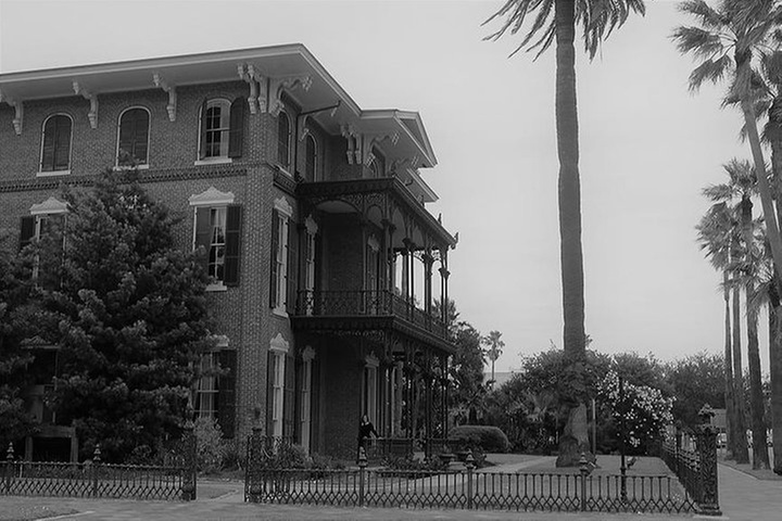 The Historic Galveston Ghost Tour
