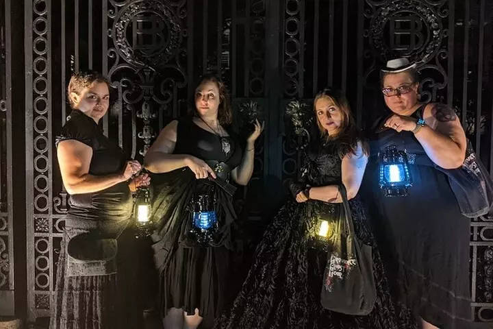 Haunted History Walking Tour of Providence