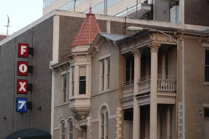 Ha Ha Haunted Austin Walking Ghost Tour