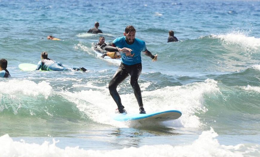 Image 21: Clase de Surf Grupal en Playa de Las Américas con Fotografías