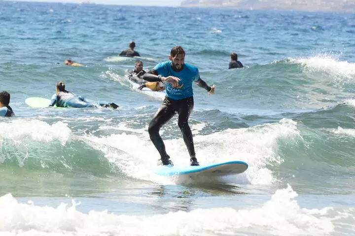 Clase de Surf Grupal en Playa de Las Américas con Fotografías