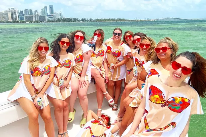 Miami Private Boat Rental to Sandbars and More