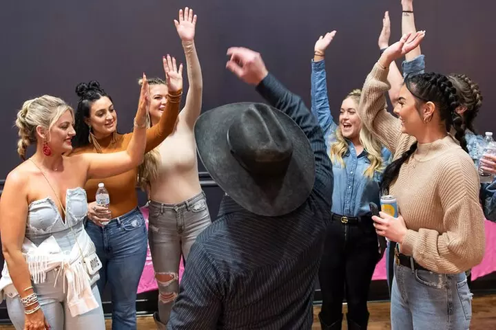 Beginner's Line Dancing Class with Instructor in Nashville