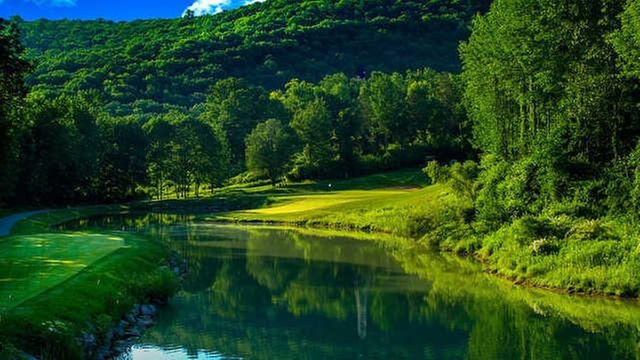 Online Booking - Round of Golf at Black Bear Golf Club