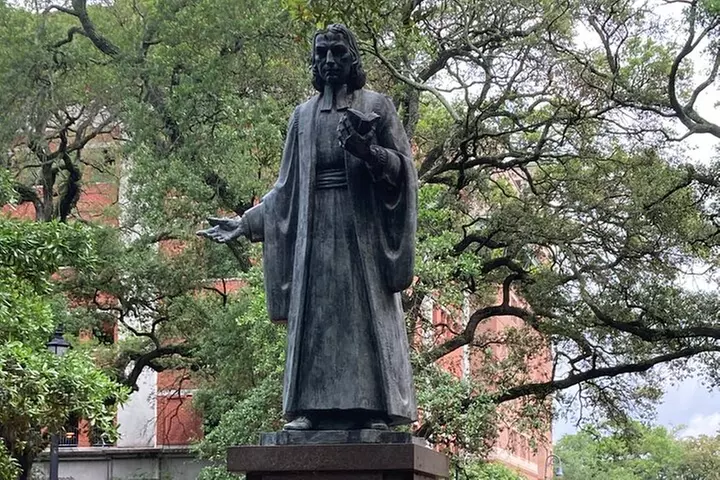 Real Savannah: History, Ghost, and True Crime Tour - Primary Image