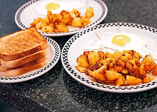 5% Cash Back at 57s All American Grill