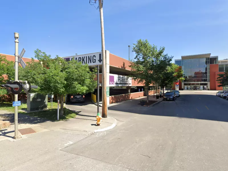 Parking at 101 SW. 4th St. Garage