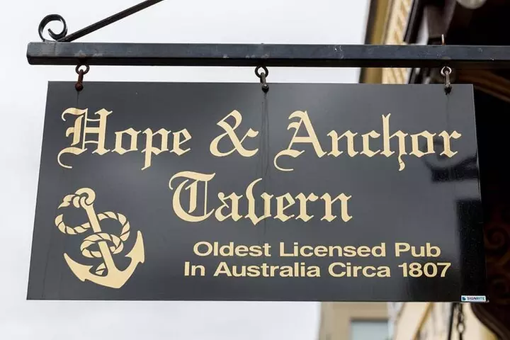 Old Hobart Pub Walking Tour