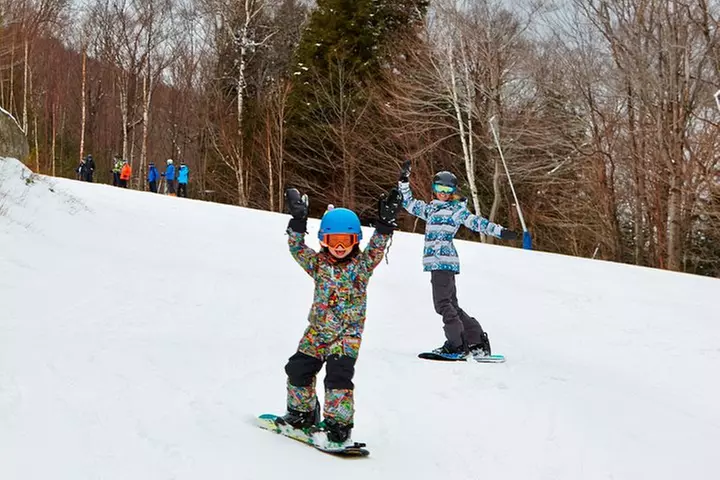 Junior Snowboard Rental Package for Salt Lake City - Cottonwood Resort