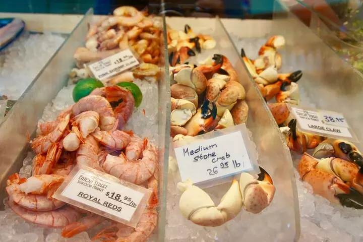 Key West Historic Seaport Food & Walking Tour