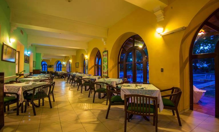 Image 16: ✈ CUBA | La Havane & Cayo Santa Maria - Combiné Hotel Nacional de C...