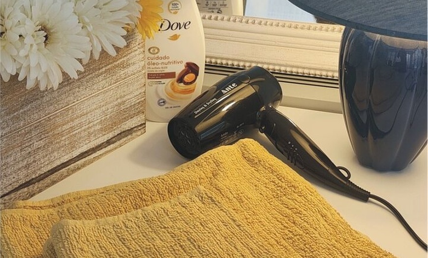 Image 2: Guardaequipaje y Ducha en Alicante