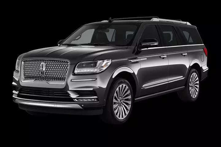 Luxury SUV O'Hare/Midway Airport (Meet & Greet) -> Chicago OneWay - Primary Image